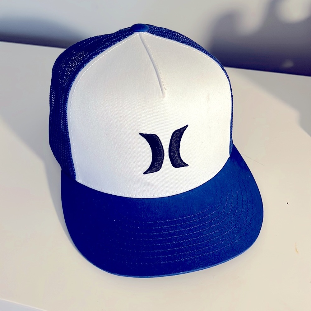 Men’s Hurley Trucker Hat